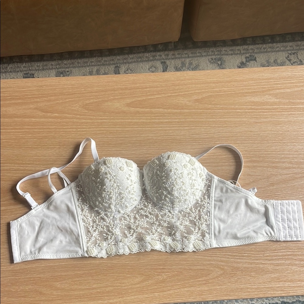 Elegant White Lace Corset
